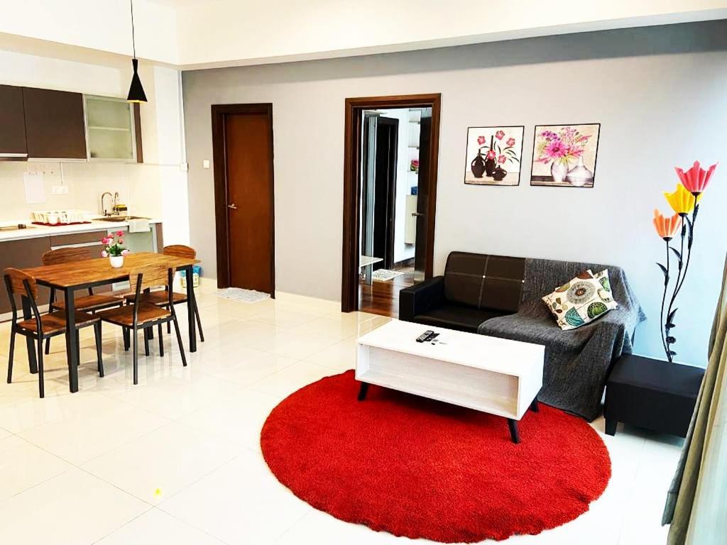 Regalia Suites Klcc View Rooftop Infinity Pool By Angkasa Homes Kuala Lumpur Extérieur photo