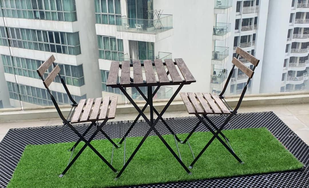 Regalia Suites Klcc View Rooftop Infinity Pool By Angkasa Homes Kuala Lumpur Extérieur photo